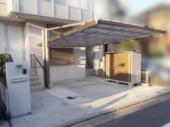 スタイリッシュな大型カーポートの取付工事